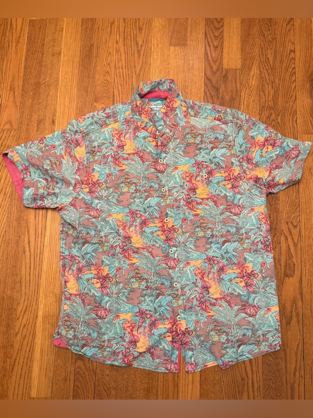 Tommy Bahama Nova Wave Shirt Mens XL Hawaiian Short Sleeve Button Front